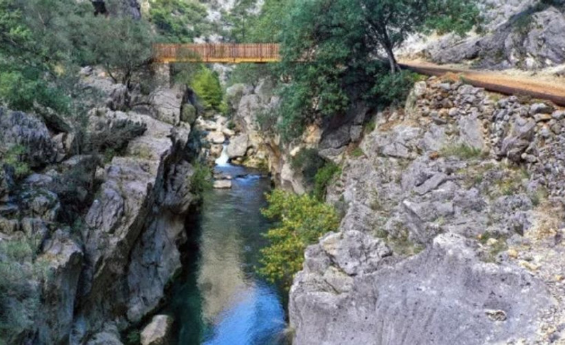 Isparta'da doğa yürüyüşüne çıkan 1 kişi öldü; 3 kişi ise kurtarılmayı bekliyor