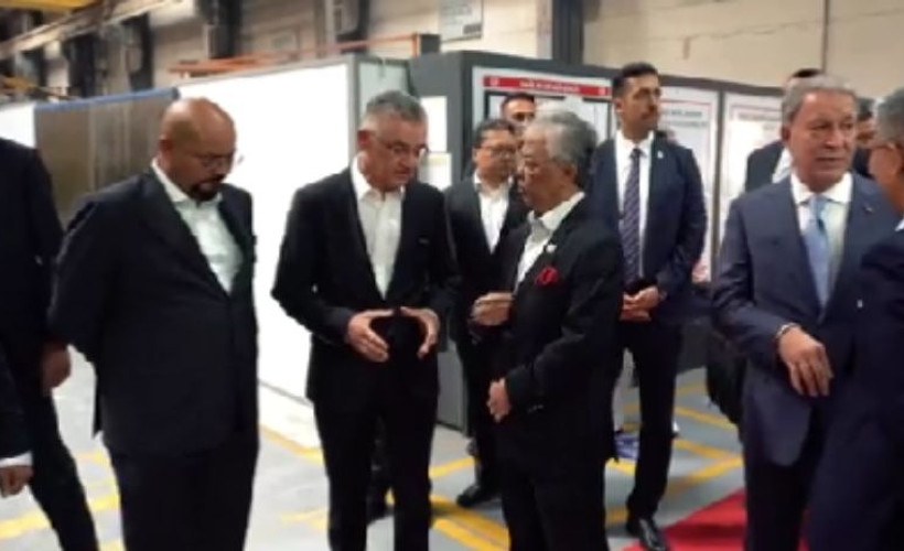 Malezya Kralı Abdullah Şah ve Hulusi Akar'ın savunma şirketi ziyaret etti