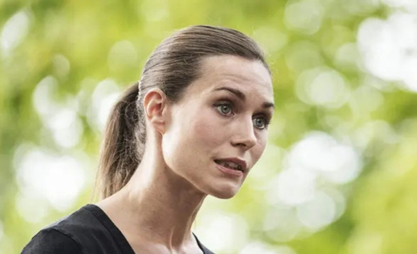 Finlandiya'da kadınlardan Başbakan Marin'e danslı destek