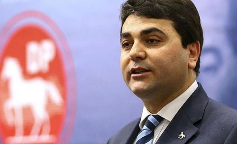 Ev sahibi Demokrat Parti lideri Uysal'ı evinden çıkardı