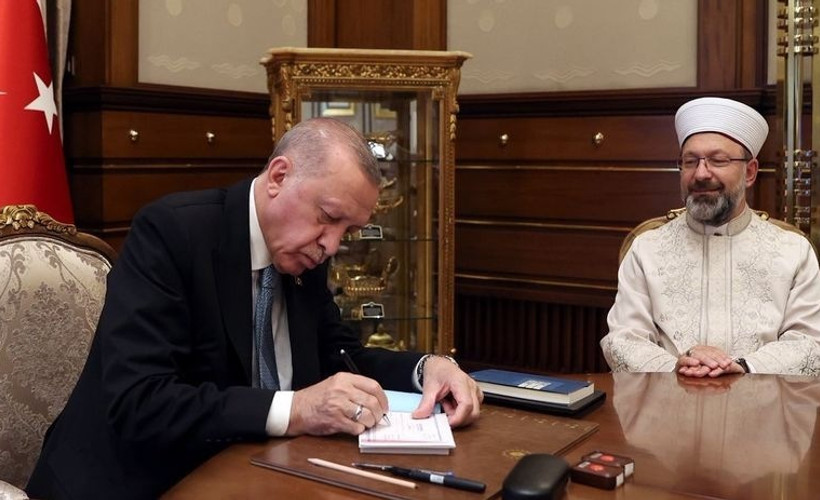 Harcamalarıyla gündemden düşmeyen Diyanet'e yedi bakanlığı geride bırakacak yeni bütçe