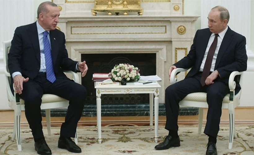 'İktidarın planı, Rusya'nın yardımıyla seçime kadar doları tutmak'