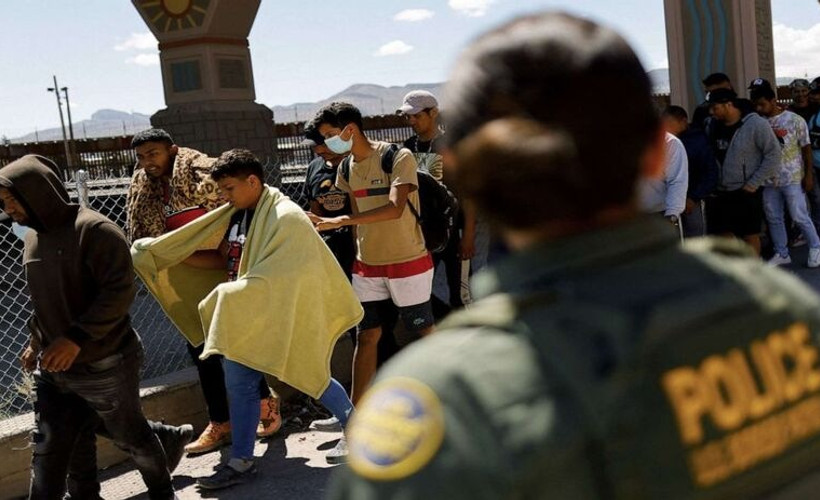 ABD'nin güneyinde sınır gözaltıları ilk kez 2 milyonu aştı