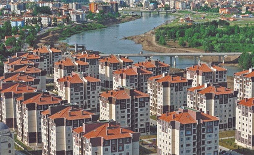 Sosyal konut projesinden ev alınır mı: 'TOKİ'den arsa alıp en az beş yıl elinizde tutun'