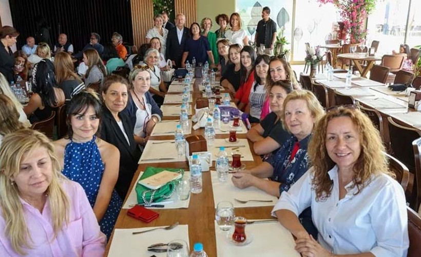 CHP lideri Kemal Kılıçdaroğlu çay davetinde