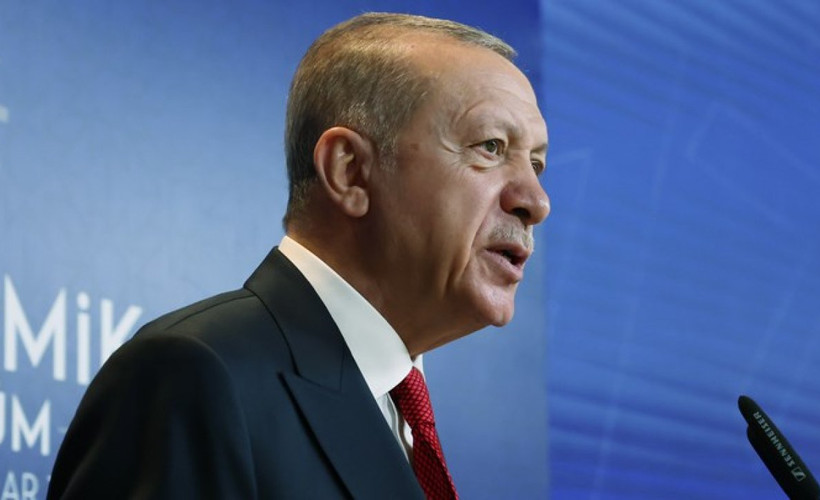 Erdoğan, Miçotakis'le tartıştıkları iddiasına yanıt verdi: Türkiye Cumhuriyeti’nin cumhurbaşkanı böyle bir seviyeye düşer mi?