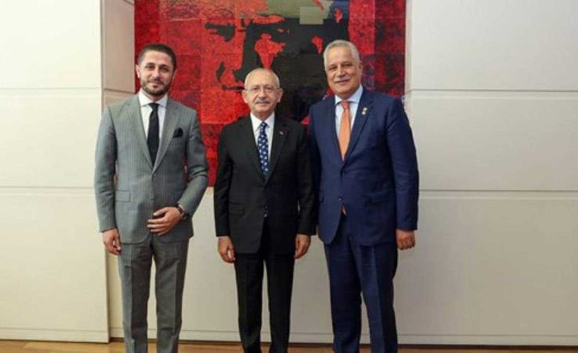 AKP kurucu üyesi ve eski milletvekili Fehmi Öztunç CHP'ye katıldı