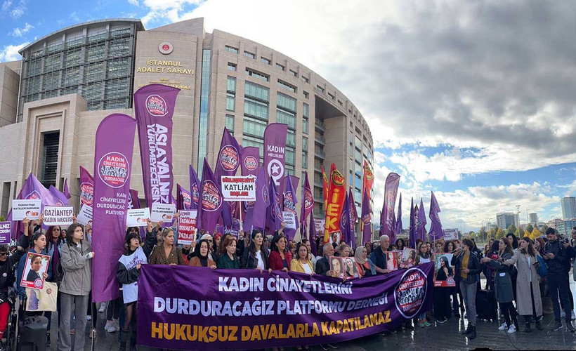 Kadın Cinayetlerini Durduracağız Platformu'nun kapatma davası ertelendi