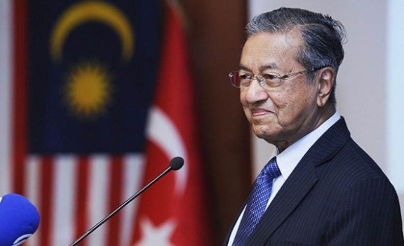 97 yaşındaki Mahathir Muhammed Malezya'da yeniden seçime giriyor