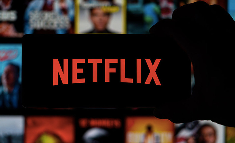 Netflix Türkiye'den tartışma yaratan 'yalnızlık' paylaşımı