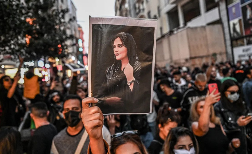 Üzerinden 3 yıl geçti: Jina’nın saç telinden başlayan direniş sınırları aştı