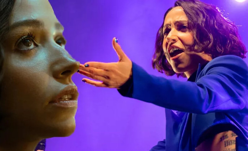 Zeynep Bastık'a pet şişe attılar, konser yarıda bitti