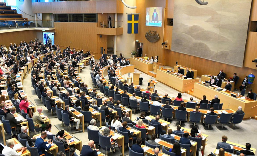 İsveç Ankara'nın talepleri için anayasayı değiştiriyor