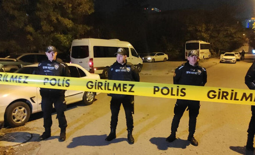 Beş mülteci cinayetinde polis bir kişiyi arıyor