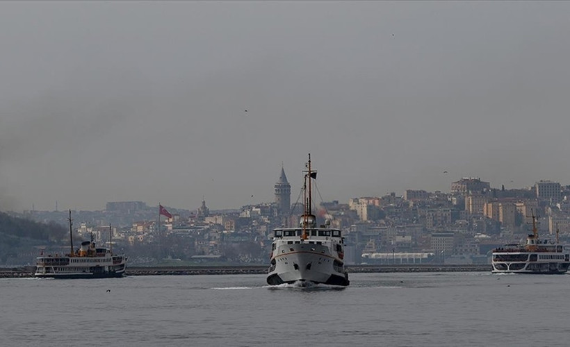 İstanbul Boğazı'nda gemi trafiği çift yönlü kapatıldı