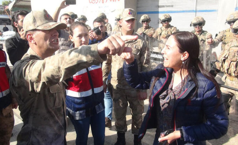 HDP milletvekilleri Suruç'ta engellendi