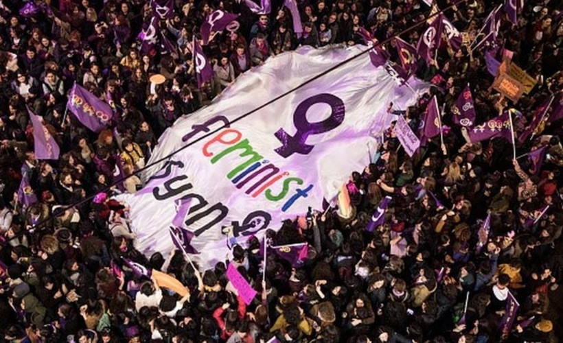 Beyoğlu Kaymakamlığı, Taksim'deki kadın buluşmasını yasakladı