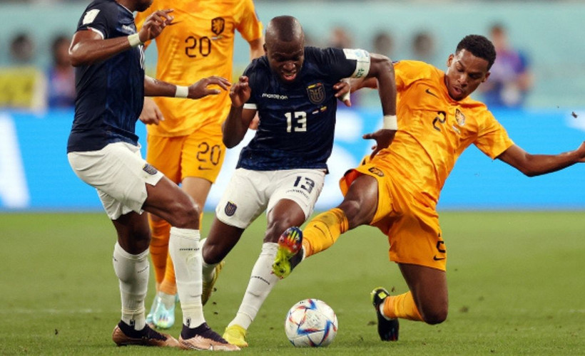 Hollanda-Ekvador maçı berabere bitti: 1-1