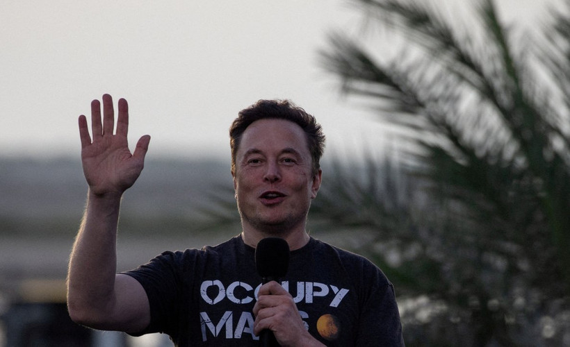 Elon Musk aradığı 'aptal'ı buldu: Twitter'a yeni CEO geliyor