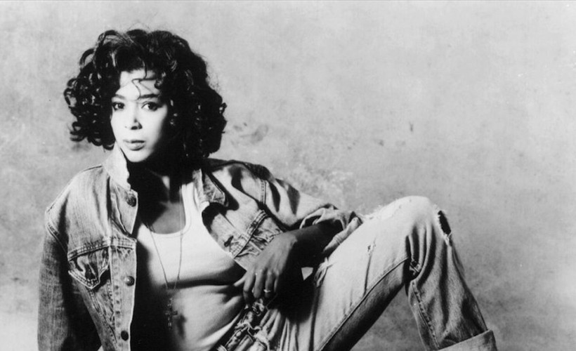 Oscarlı ve Grammy ödüllü şarkıcı Irene Cara vefat etti