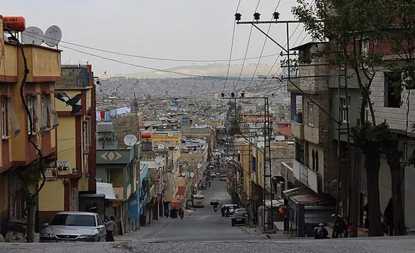 Beş yaşındaki kıza şiddet sonrası üç kardeş koruma altında