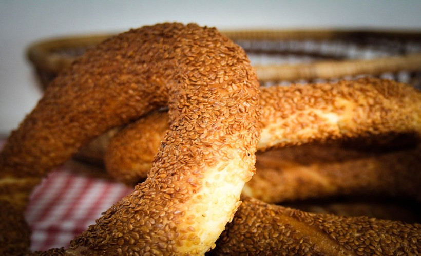 Evde pastanelerdeki kadar lezzetli simit yapabilirsiniz bu aşçılık sırrı işe yarıyor