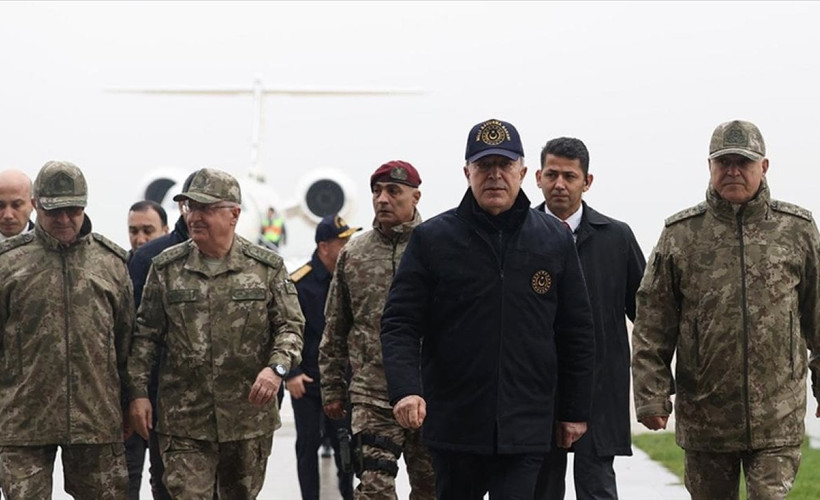 Hulusi Akar, Suriye sınırına gitti