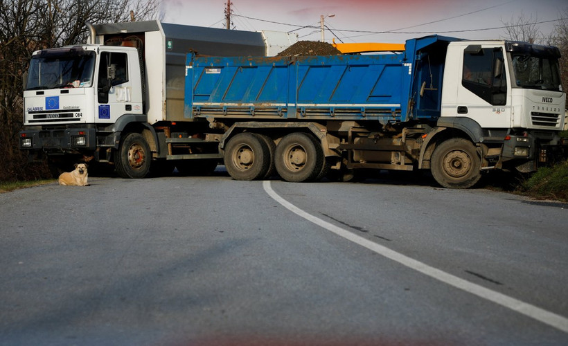 Sırbistan lideri: Kosovalı Sırplar barikatları bugün kaldırmaya başlıyor