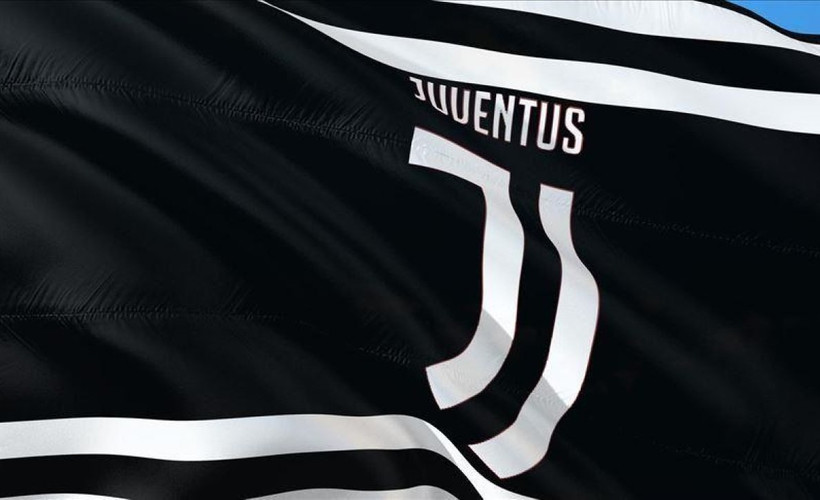 Juventus'a 15 puan silme cezası