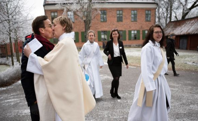 İsveç Başbakanı Kristersson'un eşi Birgitta Ed rahip oldu