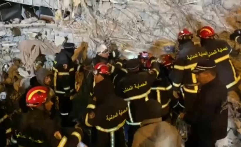 Cezayir ekibi Adıyaman'da depremden 63 saat sonra bir kişiyi kurtardı