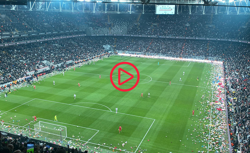 Vodafone Park ‘hükümet istifa’ çağrısıyla inledi