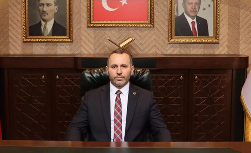 CHP'de bulunan Yalova Belediye Başkanlığı AKP’ye geçti