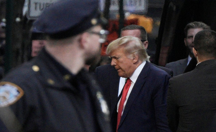 Trump'ın bugün mahkemede kefaletle serbest kalması bekleniyor