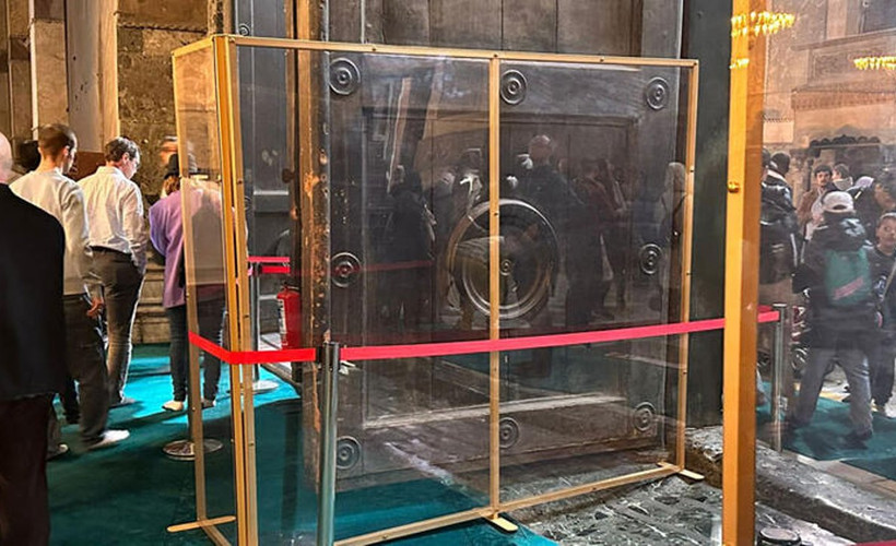 Ayasofya'nın 1500 yıllık İmparator Kapısı'ndaki önlemler: '50 bin elin bir yere dokunduğunu düşünün'