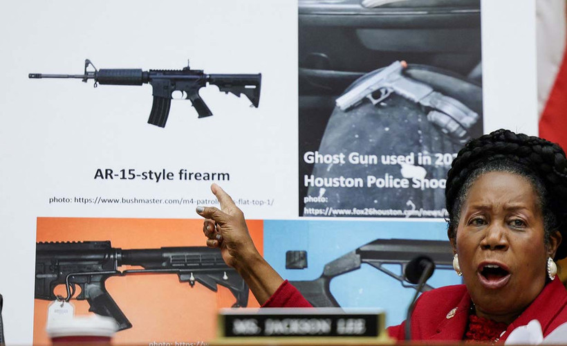 Araştırma: Her beş ABD'liden birinin silahla öldürülen aile üyesi var