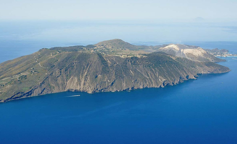 Bilim insanları karbondioksit yiyen yeni bir bakteri keşfetti: Küresel ısınmaya çare olabilir