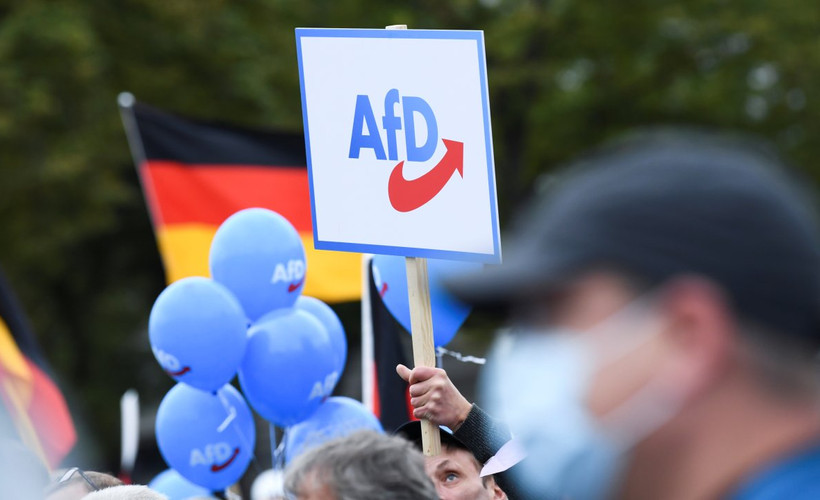 Anket: Aşırı sağcı AfD Almanya'da en büyük ikinci siyasi güç oldu