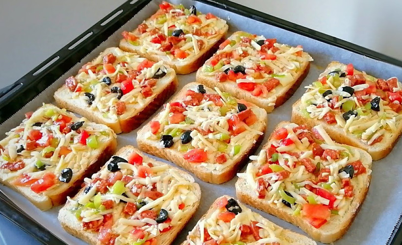 Bayat ekmekle yapılan en lezzetli pizza.. Dakikalar içinde pişiyor