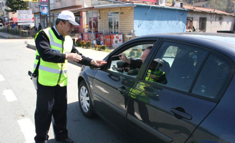 Yenişafak'ın sürmanşetinde dikkat çeken ayrıntı