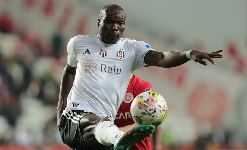 Beşiktaş, Antalya'da üç puanı üç golle aldı