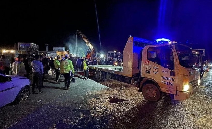 Hatay'da zincirleme trafik kazası: 13 ölü