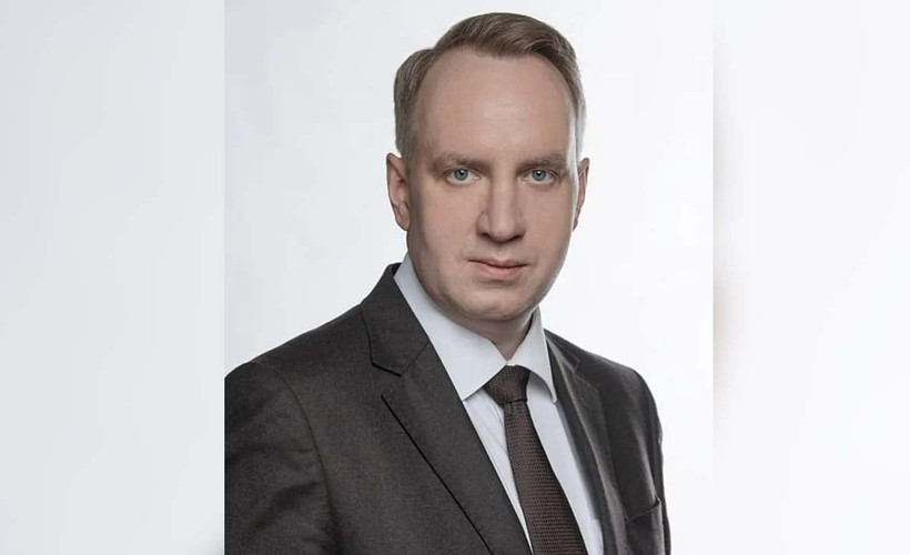 Rusya'da bir gizemli ölüm daha: 'Böcek gibi eziliriz' diyen politikacı uçakta rahatsızlanarak öldü