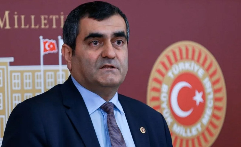 Darp edilen CHP'li vekil: Korkmuyoruz, yılmıyoruz, vazgeçmiyoruz