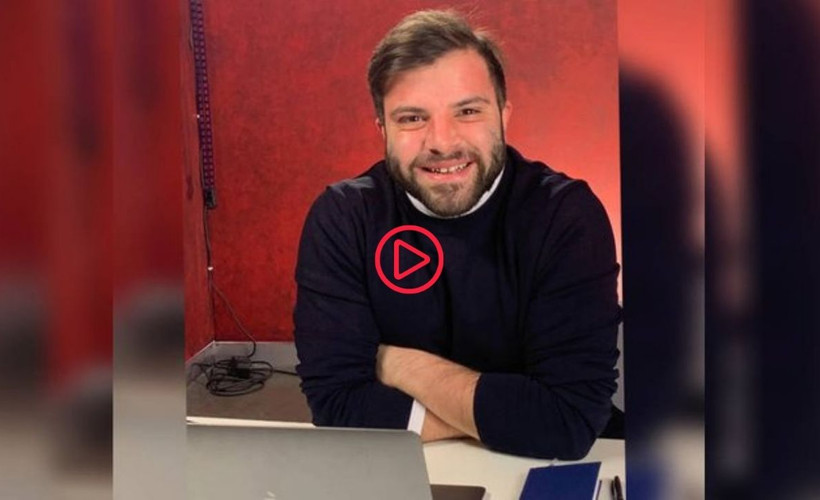 AKP'li İBB meclis üyesi, gazeteci Ali Macit'i darbetti
