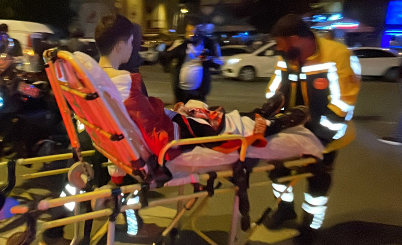 Kayseri'deki şampiyonluk kutlamalarında bir taraftar bıçaklandı