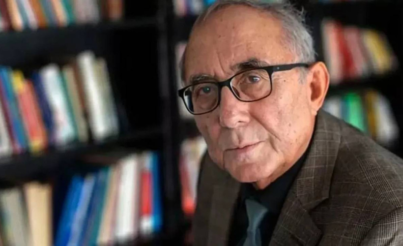 Hedef gösterilen Ataol Behramoğlu'nun Bitlis'teki okur buluşması engellendi