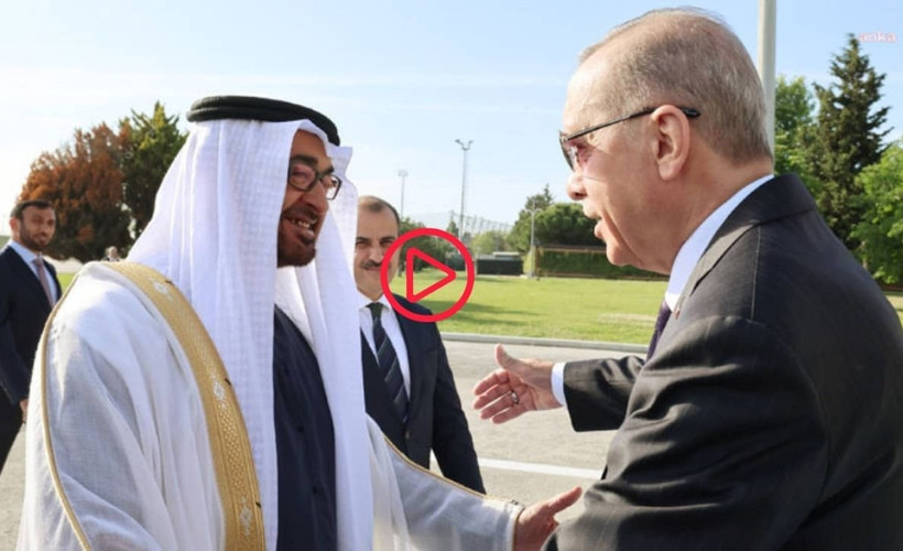 Erdoğan, BAE Devlet Başkanı El Nahyan'a Togg hediye etti