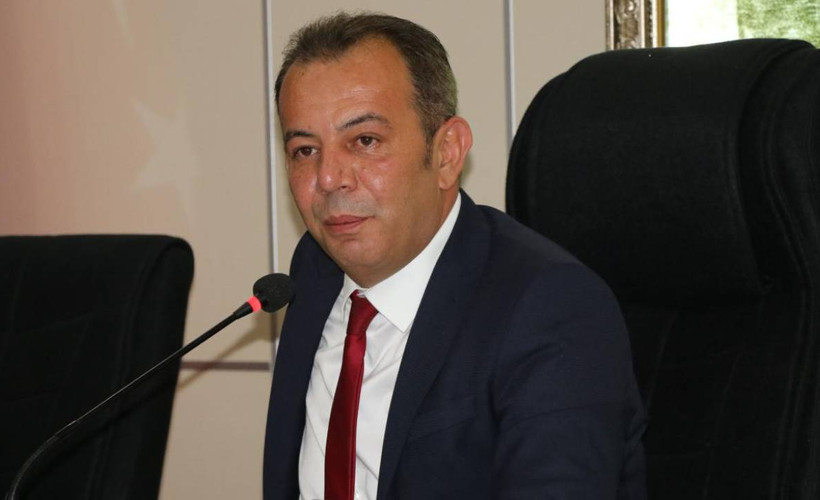 Geçici ihraç süresi dolan Tanju Özcan, yeniden CHP'de