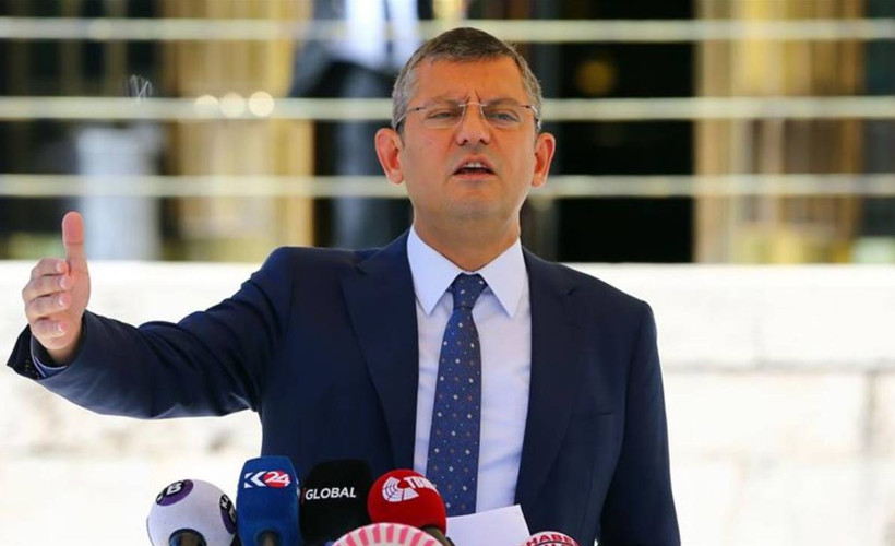 Özgür Özel’den, kapalı grup toplantısı sonrası açıklama: Ben Genel Başkan olmayan ilk Grup Başkanıyım